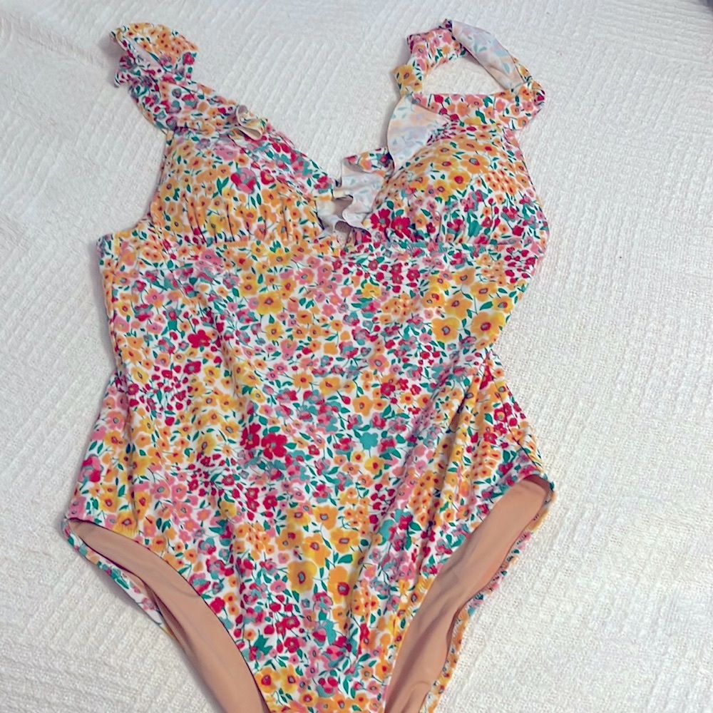 NWT J Crew floral swimsuit